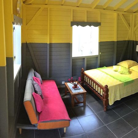 Ti Kaz En Bois Vila Sainte-Rose Exterior foto