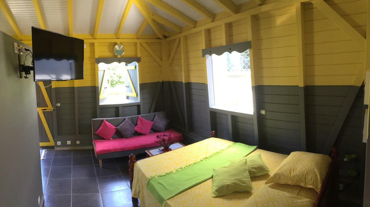 Ti Kaz En Bois Vila Sainte-Rose Exterior foto